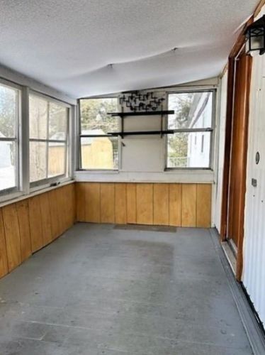 6 Americana Dr, Concord, NH 03303-4100