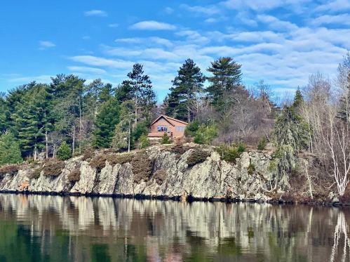 95126 Grassy Pt, Breitung, MN 55790-8412