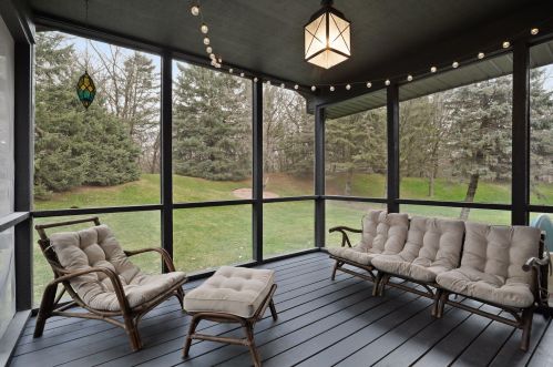 8743 Highwood Way, Saint Paul MN  55124-9456 exterior