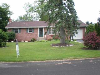 103 Marbeth Ave, Carlisle PA  17013-1626 exterior