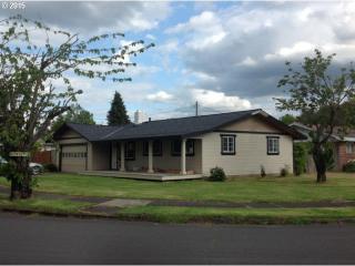 9720 Mills St, Portland, OR 97216-2516