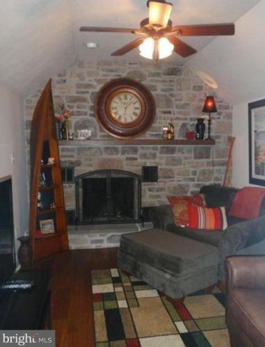 2852 Baltimore Pike, Hanover PA 17331-9643 exterior