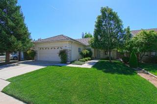 2677 Plymouth Way, Fresno, CA 93720-5460