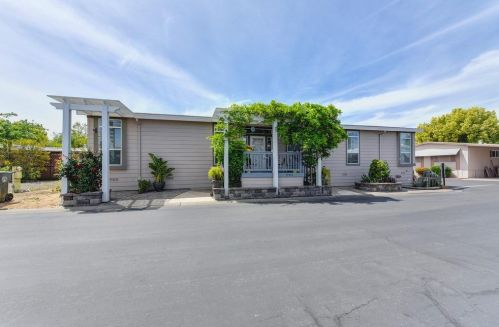 77270 Lauppe Ln, Citrus Heights, CA 95621-2035