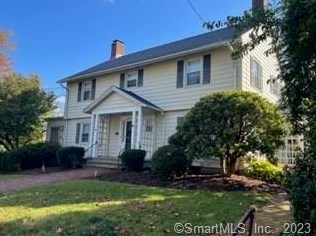 27 Fairview Ter, Derby, CT 06418-1414