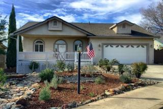 308 Franciscan Trl, Redding, CA 96003-8262