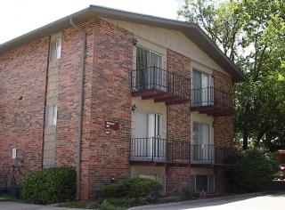 1803 College Heights Rd, Manhattan KS  66502-3564 exterior