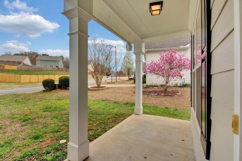 976 Mill Creek Ave, Holly Springs, GA 30115-6072