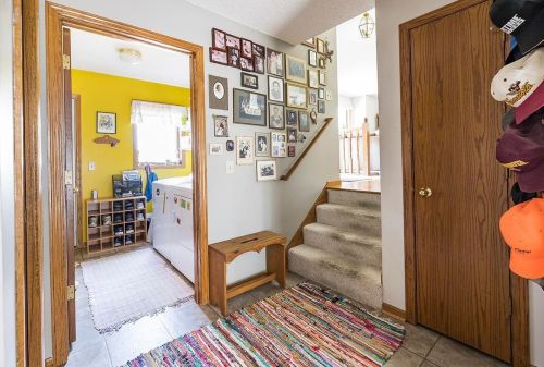644 Crimson Leaf Trl, Saint Paul MN  55123-3045 exterior