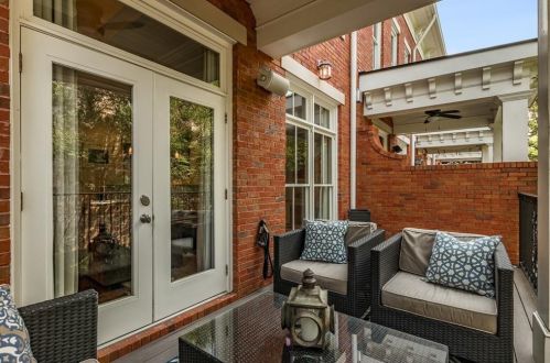 206 Montag Cir, Atlanta GA  30307-5504 exterior