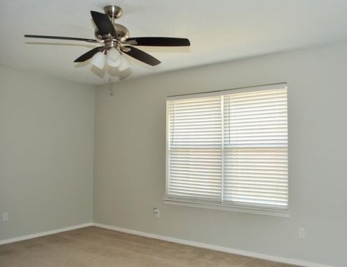 7721 Westcliff St, North Richland Hills TX 76179-4633 exterior