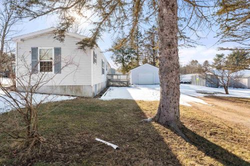 33 Mountain View Ter, Belmont, NH 03220-4010