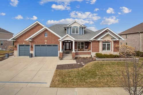 12670 Briarcliffe Dr, Lemont, IL 60439-4626