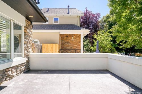536 Madison St, Denver CO  80206-4441 exterior