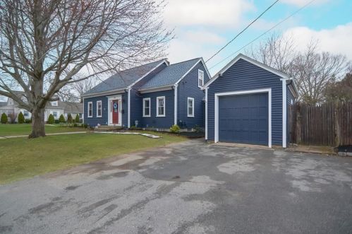 114 Burt St, Warwick, RI 02886-3149