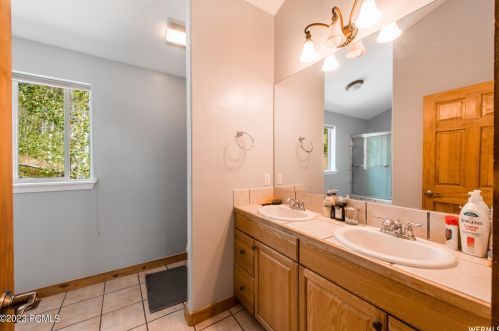 2094 Pine Meadow Dr, Hoytsville UT 84017-9362 exterior