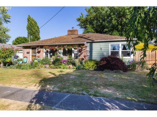 640 Morton St, Newberg OR  97132-2205 exterior
