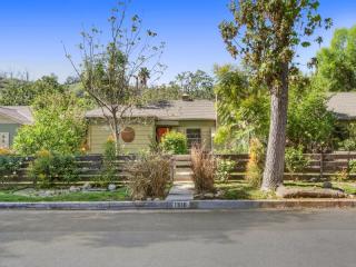 1316 Randall St, Glendale, CA 91201-2724