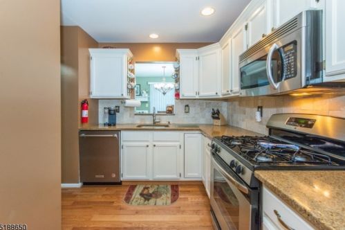 4 Mahogany Way, Dover NJ  07869-3734 exterior
