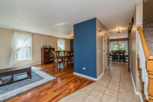 224 Foxmoor Rd, Barrington Hills, IL 60021