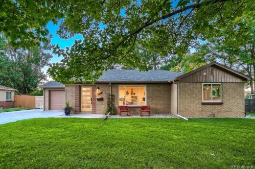 3925 Newland St, Denver, CO 80033-4917