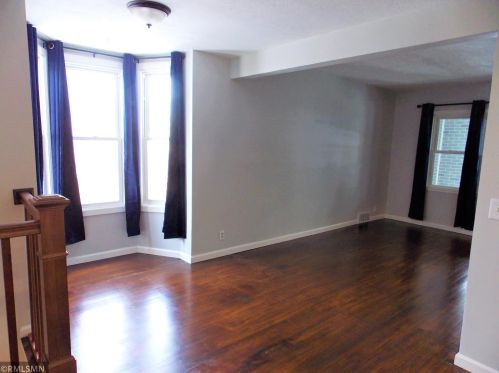 61 Cook Ave, Saint Paul MN  55130-3837 exterior