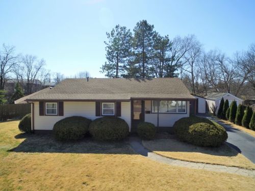 400 Meadow Ln, Collinsville, IL 62234-4470