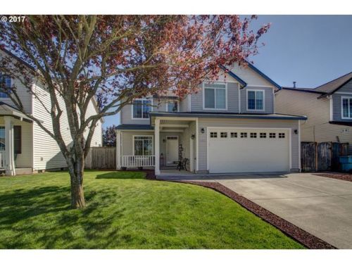 1305 11th St, Battle Ground, WA 98604-3207