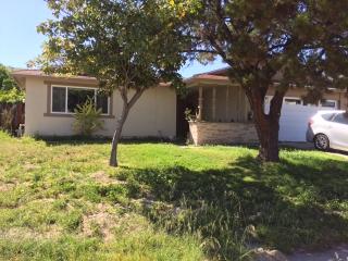 9944 Via Leslie, Santee, CA 92071-1547