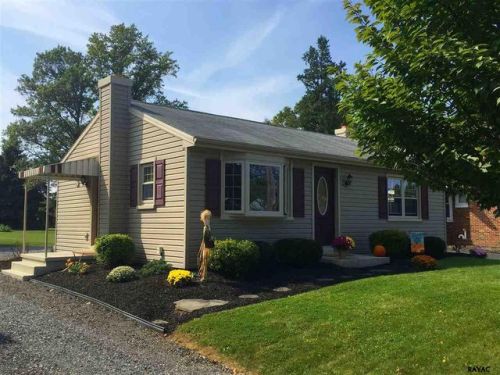 3240 Carlisle Rd, York, PA 17315-4536