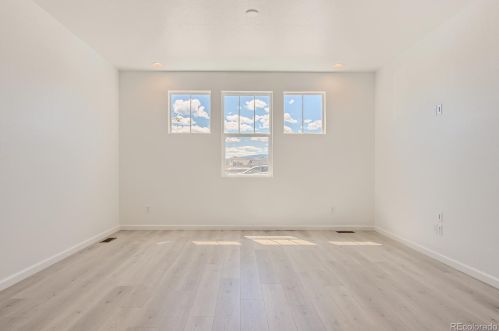 3469 Duquesne Way, Aurora CO 80016-1317 exterior