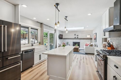 8523 Jamison Ave, Englewood CO  80112-2702 exterior