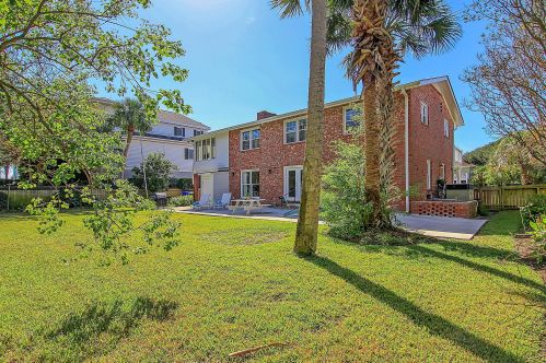 6 44th Ave, Isle Of Palms SC  29451-2605 exterior
