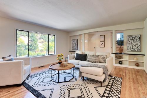 1713 Las Gallinas Ave, San Rafael, CA 94903-1805