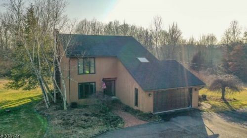1011 Stanton Lebanon Rd, Lebanon, NJ 08833-3116