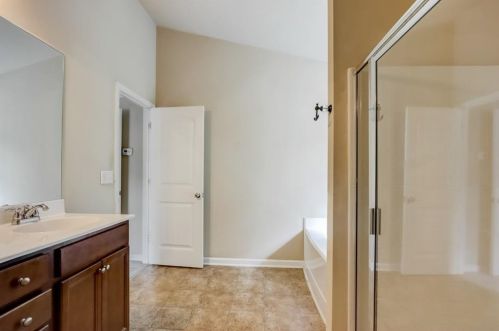 1958 Windsor Creek Dr, Conyers GA  30094-5815 exterior