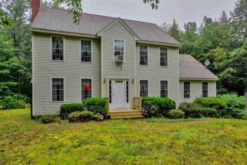 58 Bittersweet Ln, Chester, NH 03036-4066