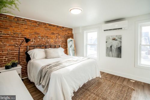 24 Ross St, Lancaster PA  17602-1940 exterior