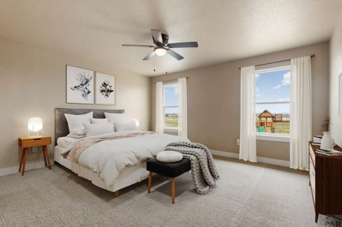 1392 Moonbeam Dr, Pueblo CO  81007-1248 exterior