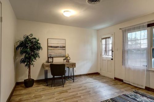 4616 Selkirk Dr, Fort Worth TX  76109-5042 exterior