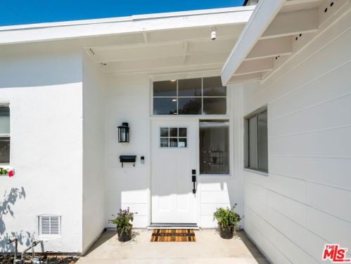8027 Clarinda Ave, Pico Rivera, CA 90660-4709