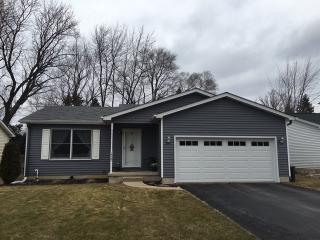 417 Lucerne Ln, Dekalb, IL 60115-4736
