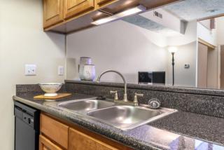 6724 Greenshire Dr, Indianapolis IN  46220-4022 exterior