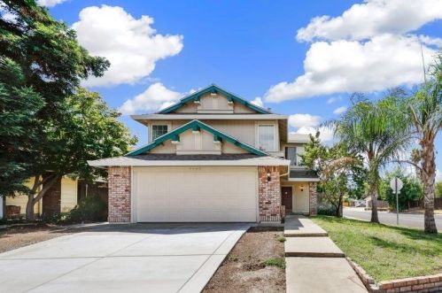 9300 Trenholm Dr, Elk Grove, CA 95758-6531