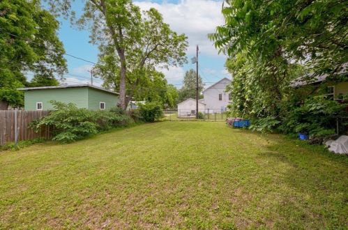 2003 3 St, Austin TX  78702-4519 exterior