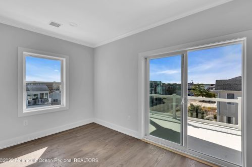 19 Sturgis Rd, Lavallette NJ 08735-2843 exterior