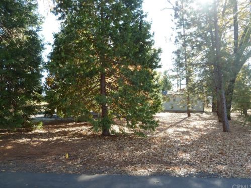 1348 Manhattan Dr, Paradise CA 95969 exterior