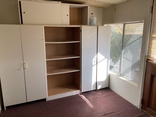 2438 Vista Way, Vista CA 92084-1906 exterior