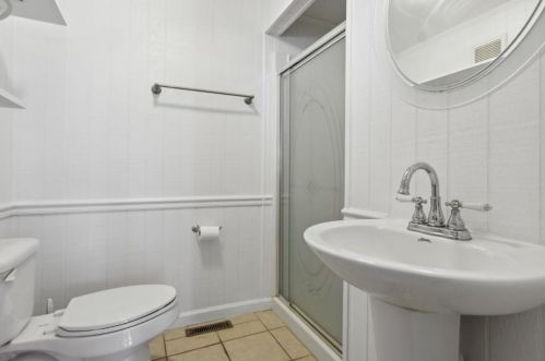 3180 Harris Dr, Atlanta GA  30344-4403 exterior