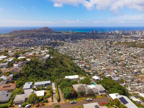 3627 Kawelolani Pl, Honolulu HI  96816-3304 exterior